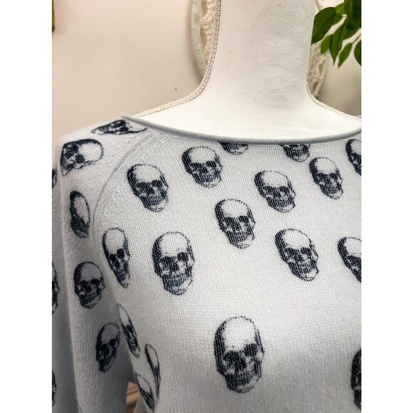 360 Cashmere Skull Print Cashmere Sweater Size S NWT - Picture 3 of 7